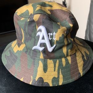 ART CAMO BUCKET HAT